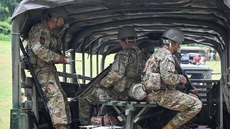 Conheça o ambicioso plano da Argentina para combater o crime e militarizar a fronteira com o Brasil