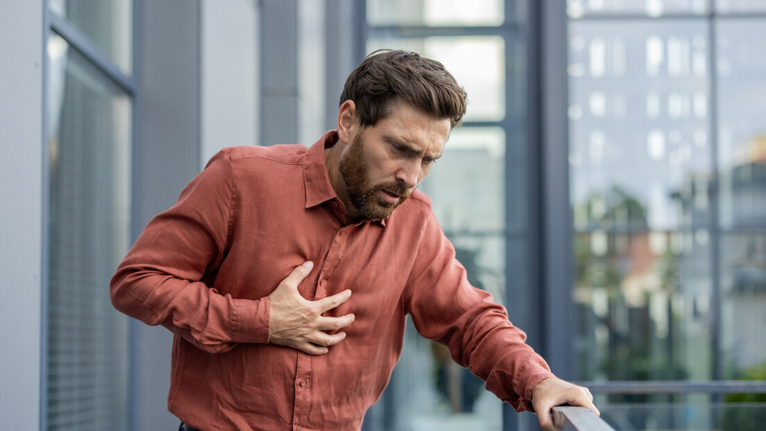 Mortes por ataques cardíacos nos EUA aumentam drasticamente desde a pandemia de covid-19