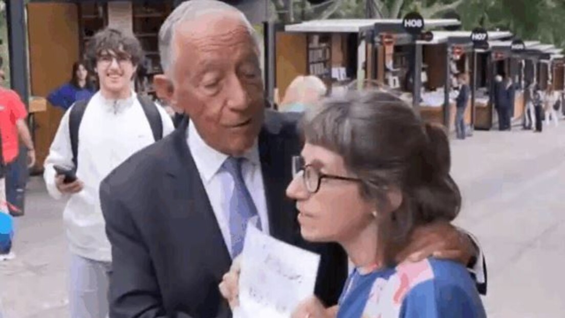 Presidente de Portugal agarra pescoço de manifestante pró-Palestina durante evento