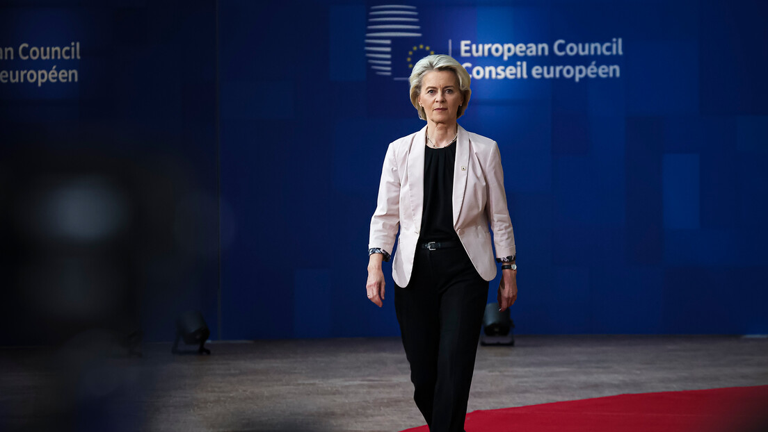 'Rearmar a Europa': Ursula von der Leyen, mais 'von der Guerren' do que nunca