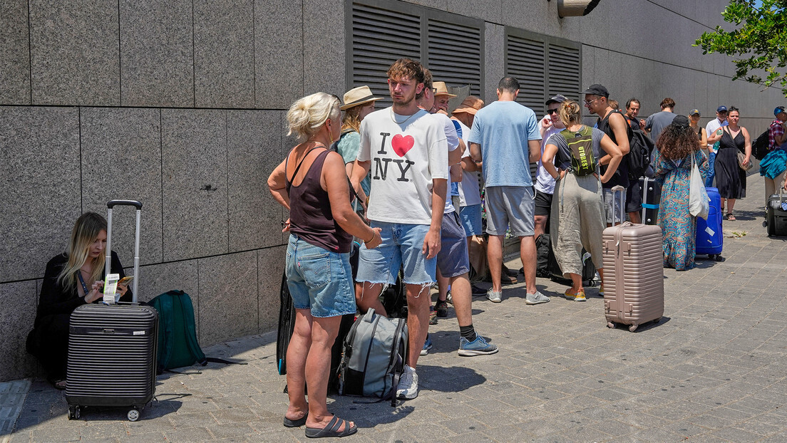 Israel proíbe cidadãos de deixar o país; pessoas fogem pelo mar