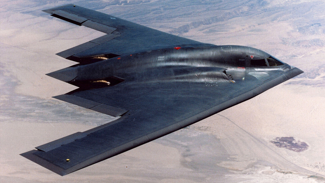 'Mãe de todas as bombas': a carta de Trump contra o Irã se a diplomacia falhar