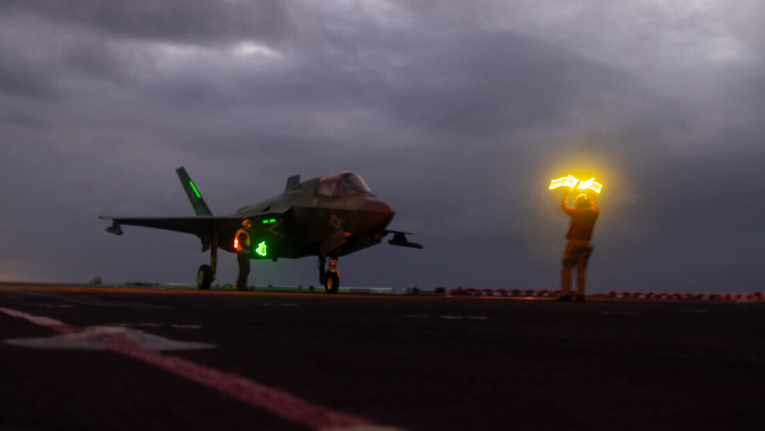 Trump atacaria o Irã 'sem hesitação' se enriquecimento de urânio continuar