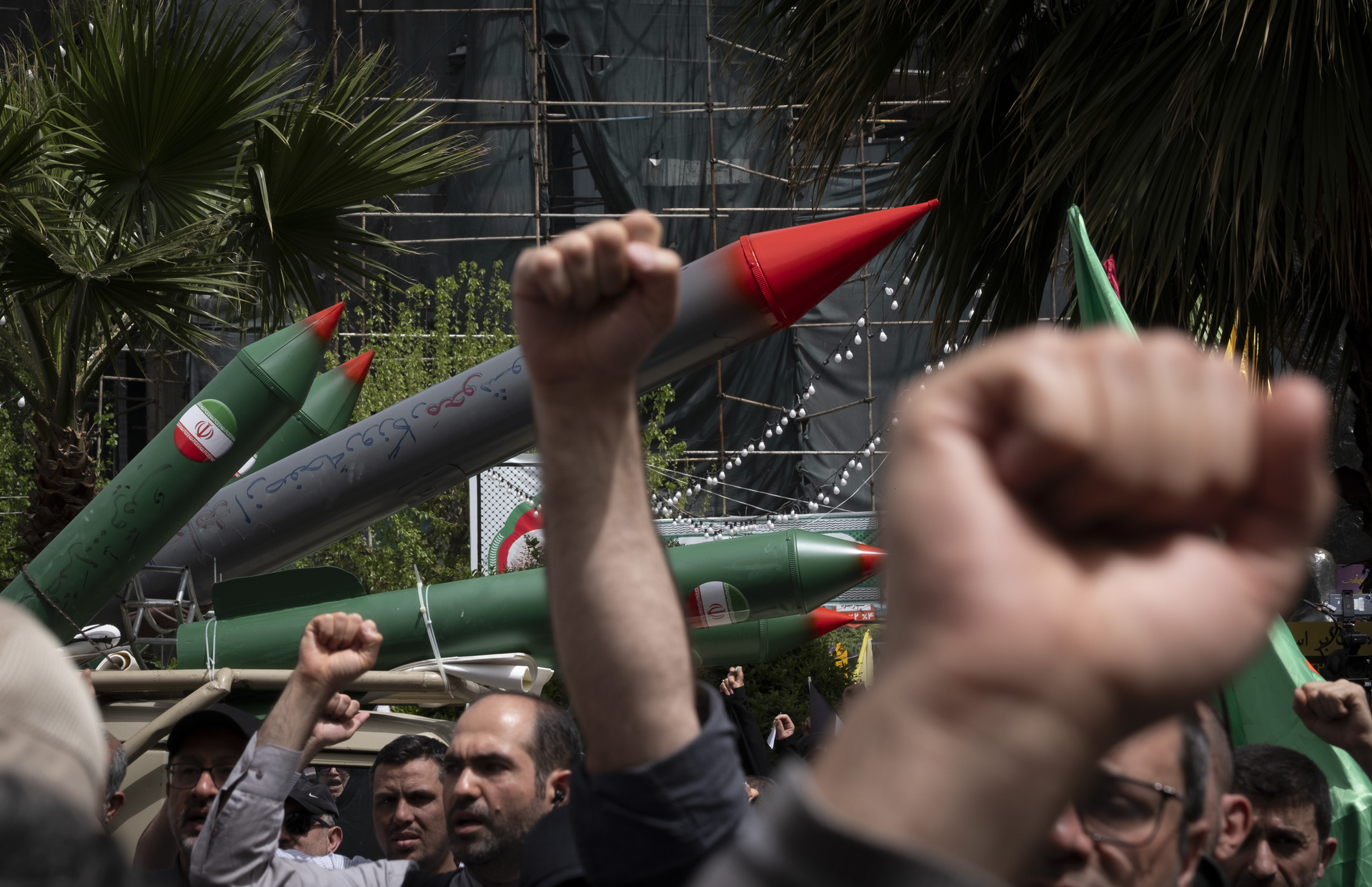 Irã notifica três aliados de Tel Aviv que suas bases na região serão atacadas se eles ajudarem Israel