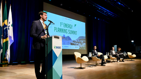 Brasil lança coalizão global para apoiar planejamento energético no Sul Global