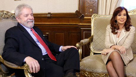 Lula conversa pelo telefone e se solidariza com Cristina Kirchner