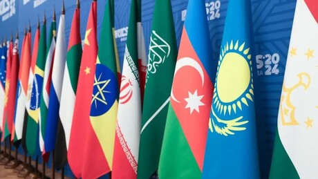 Para representante da Tailândia 'G7 não é nada diante do BRICS'