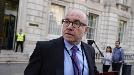 Procurador-geral do Reino Unido questiona legalidade de Israel e pode barrar ajuda britânica