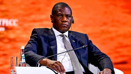 'África não busca esmolas', mas sim igualdade de oportunidades, diz vice-presidente sul-africano