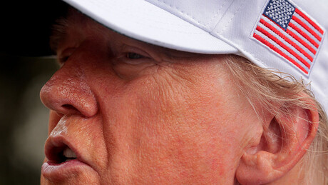 Trump manda recado ao Irã: 'façam paz' ou 'serão atacados de novo'