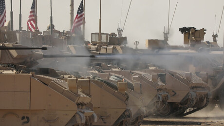 Base militar dos EUA na Síria foi atacada, segundo relatos