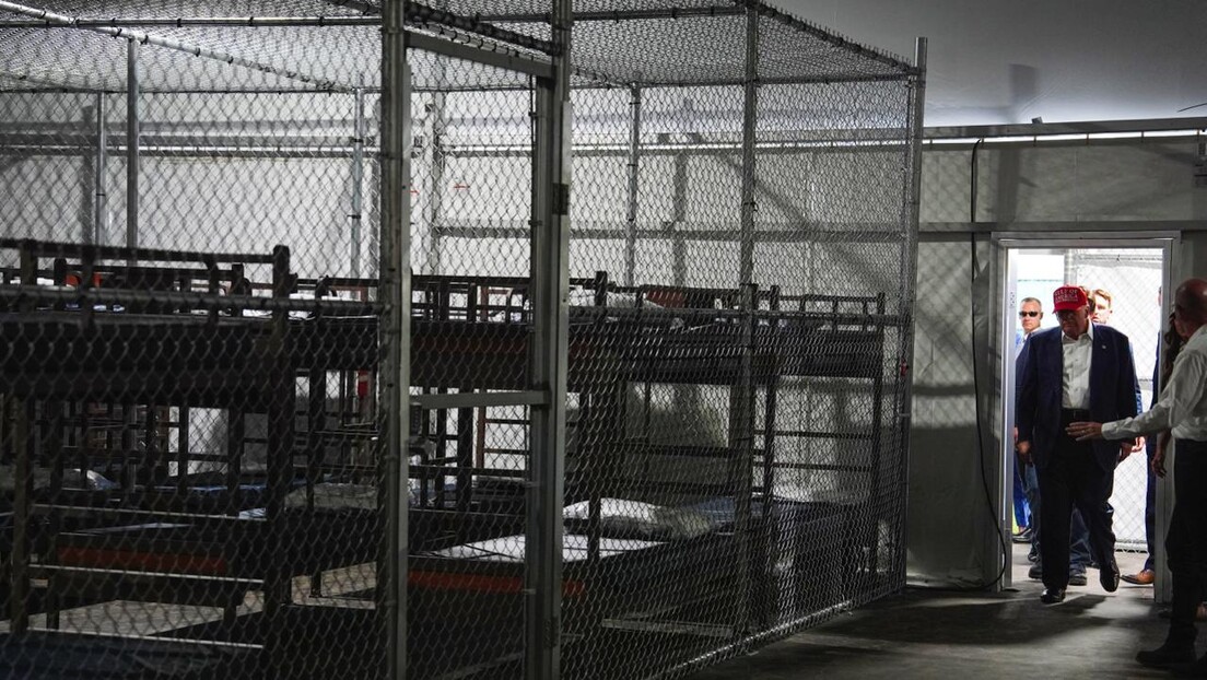 'Alcatraz dos Jacarés': Trump abre megaestrutura para imigrantes nos pântanos da Flórida