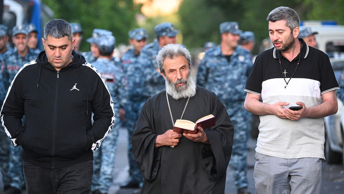 Antiga república soviética enfrenta grave crise entre Igreja e governo: o que se sabe?