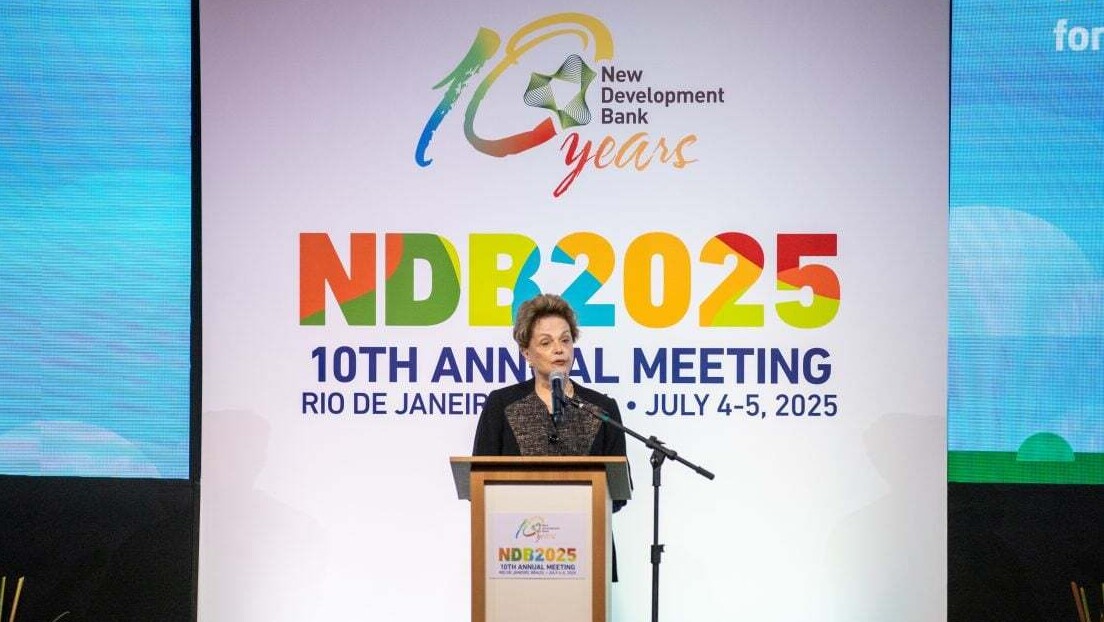 Dilma adverte para perigos do 'capitalismo de plataforma': Sul Global não pode ser mero 'consumidor'