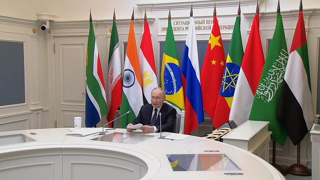 Por videoconferência, Putin discursa no Rio: 'o sistema unipolar está ficando para trás'