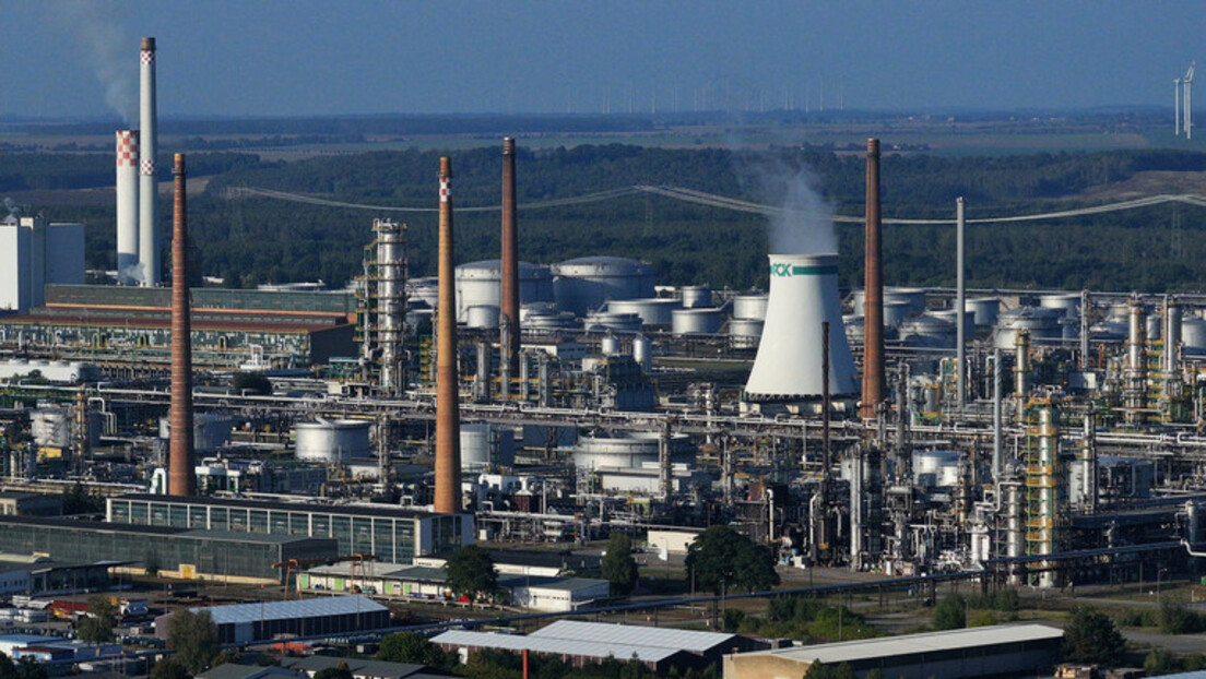 Cidade alemã com uma das maiores refinarias do país apela para ter petróleo russo de volta