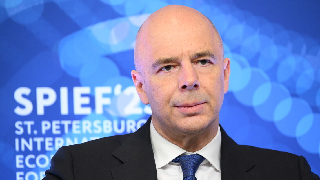 Ministro das Finanças da Rússia destaca vantagens do uso de moedas nacionais nos BRICS