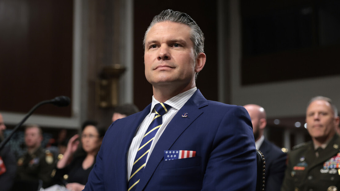 Secretário de Defesa dos EUA supostamente interrompeu remessas de armas americanas à Ucrânia sem avisar Trump