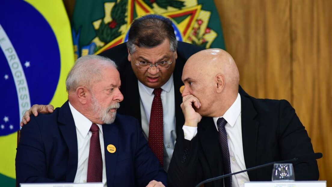 Lula contempla Dino e Moraes ao indicar nomes para o TSE