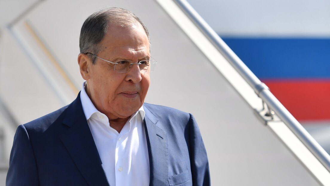 Lavrov chega à República Popular Democrática da Coreia