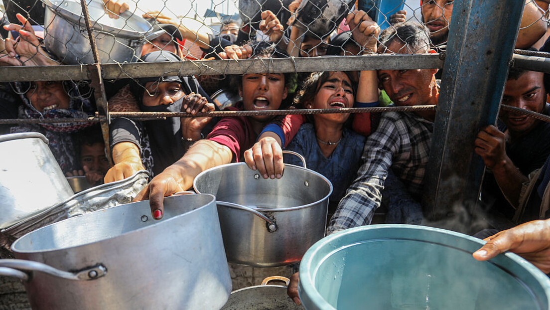 Trump gasta US$ 100 mil para destruir alimentos enquanto populações vulneráveis enfrentam fome