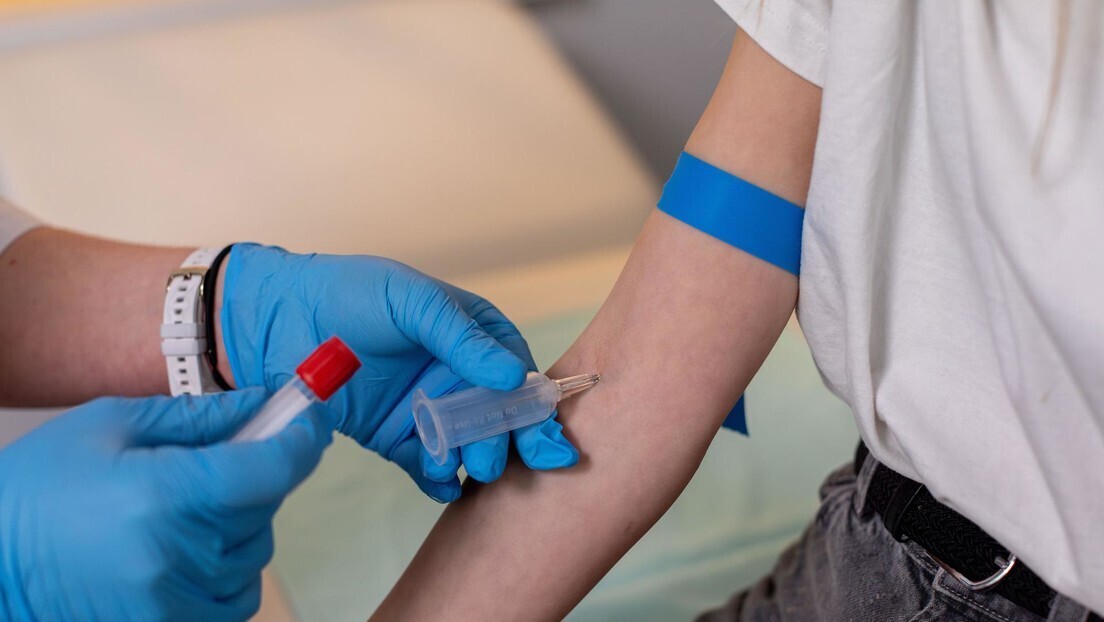 'Técnico vampiro' obrigava alunas a trocar sangue por créditos acadêmicos