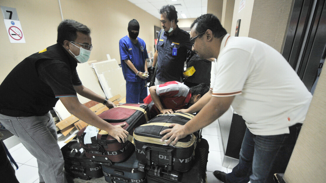 Brasileiro é detido em Bali com 2 litros de cocaína líquida e pode receber pena de morte