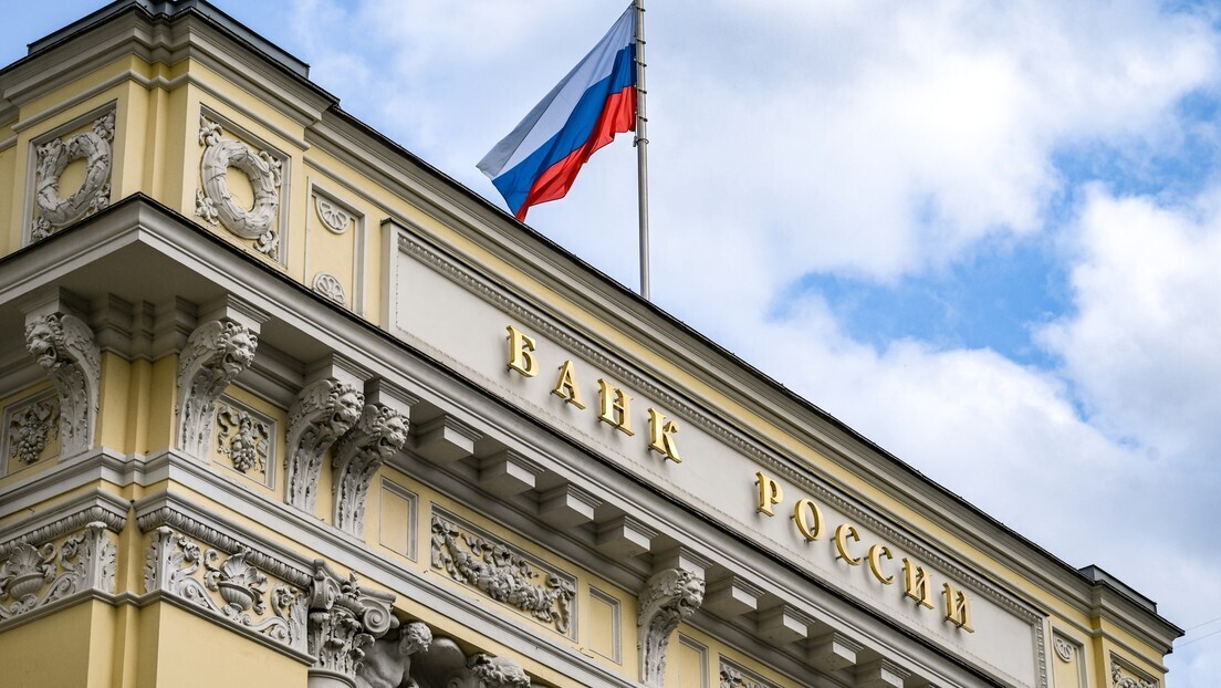 Banco Central da Rússia reduz taxa básica de juros