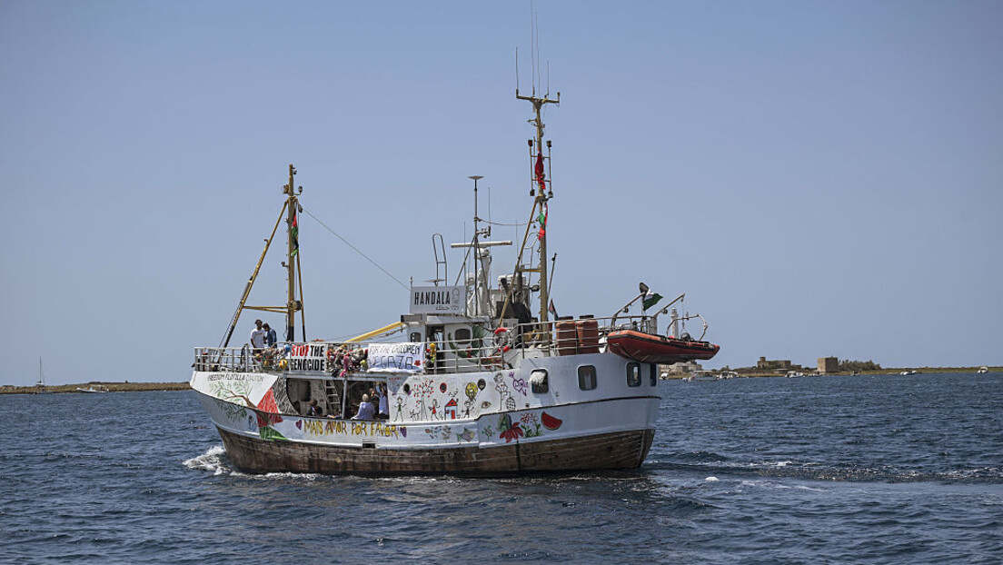 VÍDEO:  Assista momento em que forças de Israel invadem navio Handala, da Flotilha da Liberdade