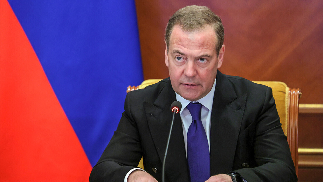 Trump deve se lembrar que Rússia 'não é Israel nem Irã', diz ex-presidente após novo 'ultimato'