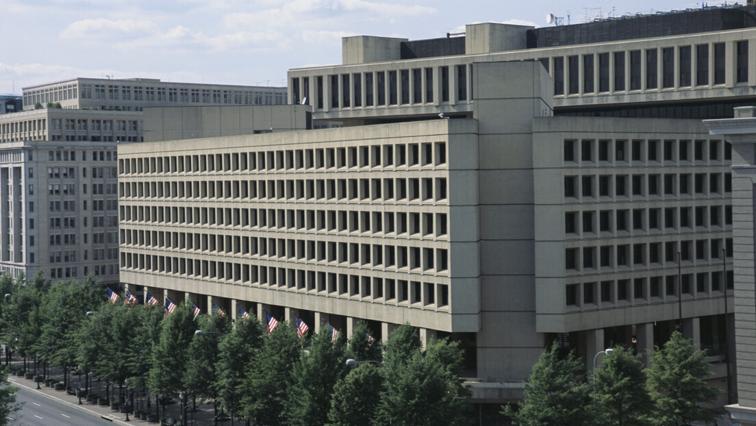 Documentos confidenciais do 'Russiagate' são encontrados em sala secreta do FBI - Fox News