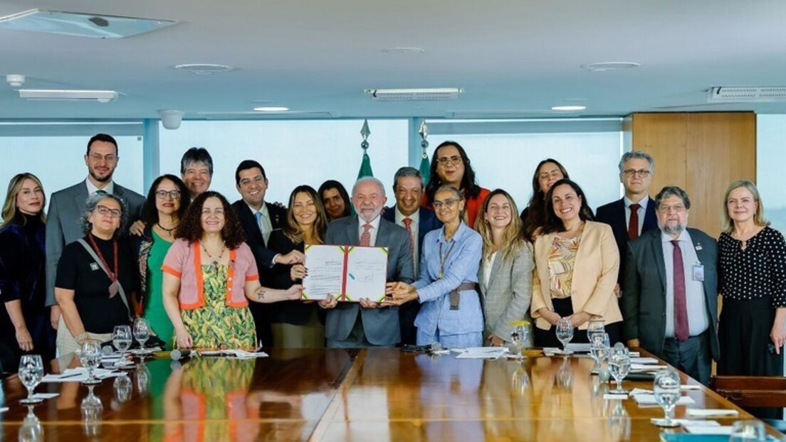 'Soberania animal': Lula bane testes de cosméticos em animais