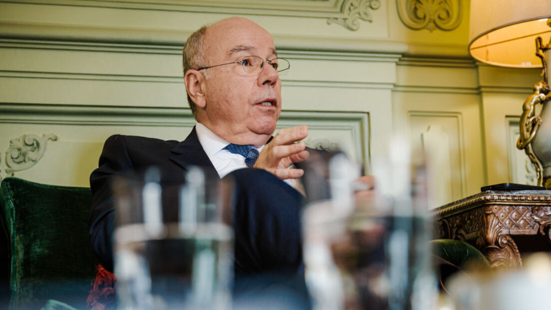 Governo Lula estabelece sigilo de 15 anos em carta de Mauro Vieira enviada a Marco Rubio