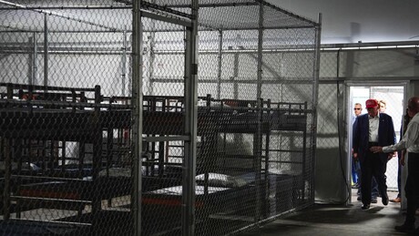 'Alcatraz dos Jacarés': Trump abre megaestrutura para imigrantes nos pântanos da Flórida