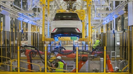 BYD inicia montagem de carros no Brasil em antigo complexo da Ford na Bahia