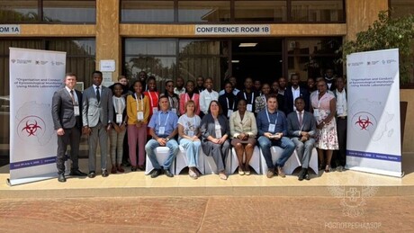 Rússia amplia cooperação com a África e promove treinamento médico para combater epidemias mortais