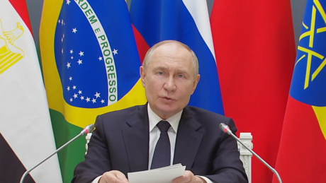 Putin critica elite global e afirma que globalização liberal chegou ao fim