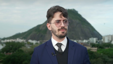 BRICS busca alternativas à Bolsa de Chicago e discute integração de moedas digitais, diz Scliar à RT