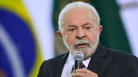 Lula responde ao anúncio de tarifas de Trump: 'Brasil é um país soberano'