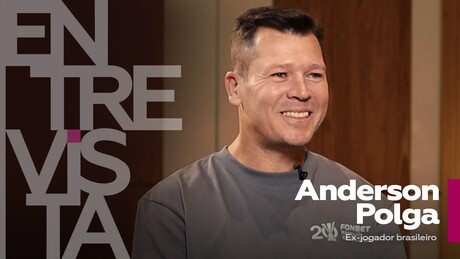 'Messi e Cristiano Ronaldo foram os últimos' jogadores tecnicamente completos - Entrevista RT