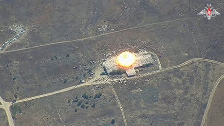 VÍDEO: Míssil balístico russo Iskander aniquila instalações ucranianas