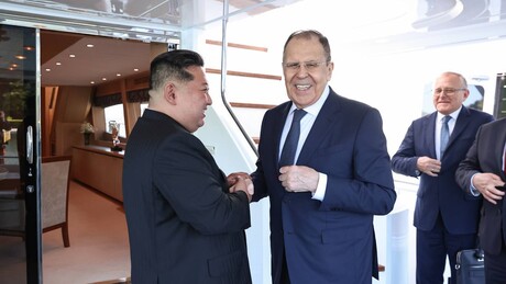 Lavrov se reúne com Kim Jong-un