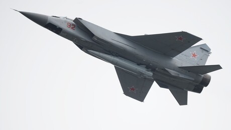 Rússia realiza ataque massivo contra instalações militares ucranianas