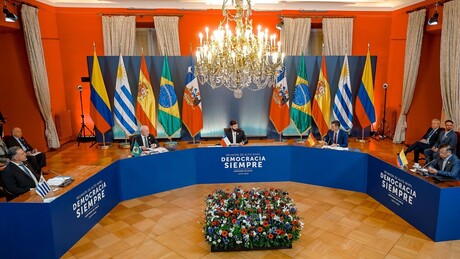 Presidentes do Brasil, Espanha, Chile, Colômbia e Uruguai escrevem: 'Não cabe imobilismo nem medo'