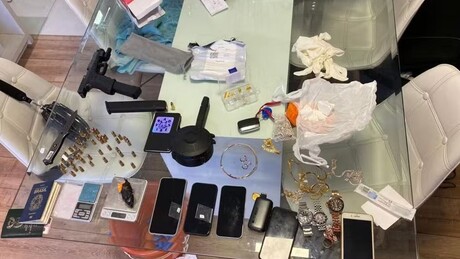 Casal estrangeiro é encontrado morto com drogas e armas em apartamento de luxo em Curitiba