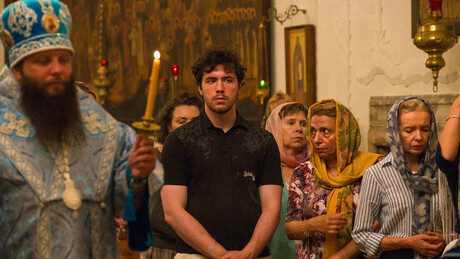 'Tsunami' de fiéis: por que tantos homens nos EUA estão aderindo à Igreja Ortodoxa?