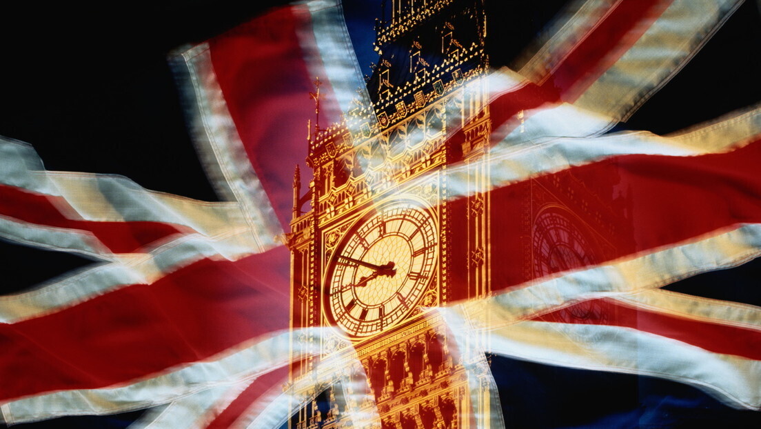 Inteligência russa: Reino Unido planeja causar desastre ecológico em águas internacionais