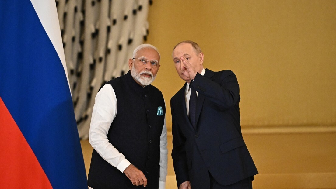 Putin e Modi conversam por telefone