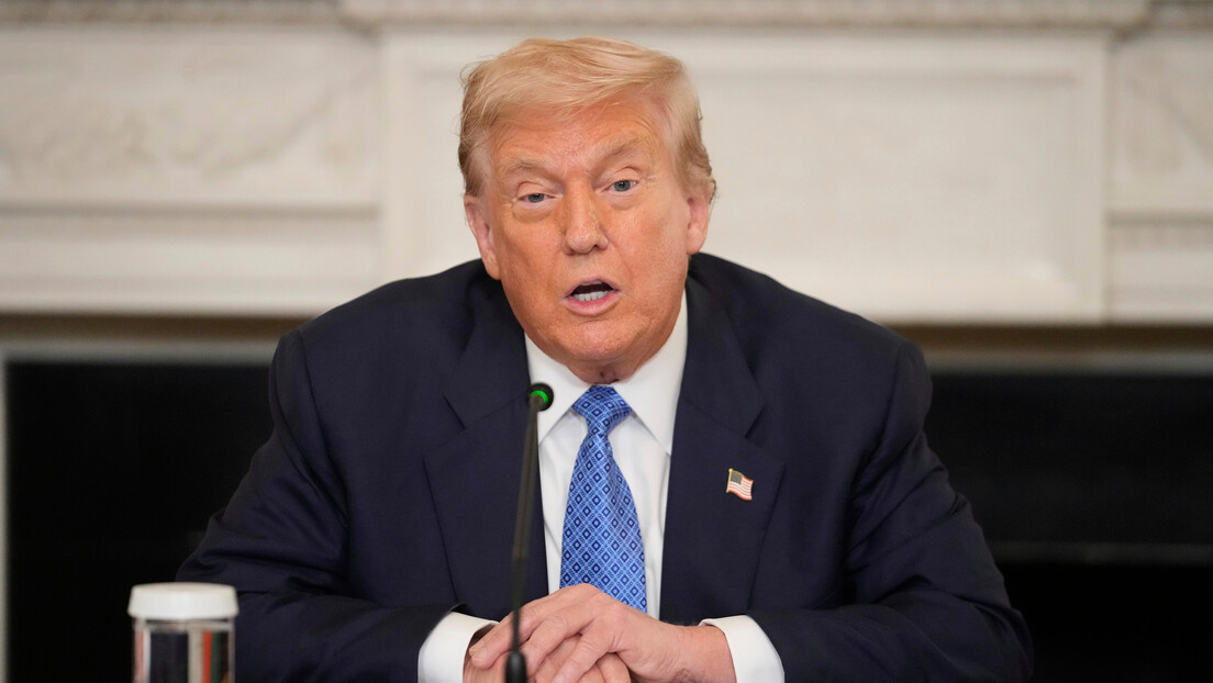 Trump promete revelar local de reunião com Putin