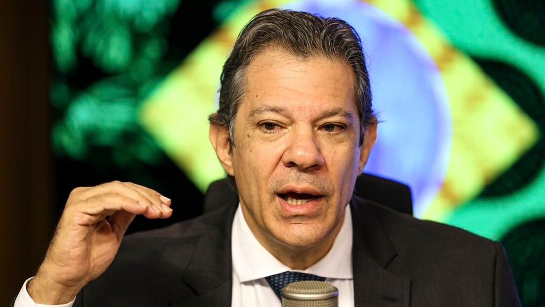 Brasil fecha acordos econômicos com China e Rússia após tarifaço dos EUA